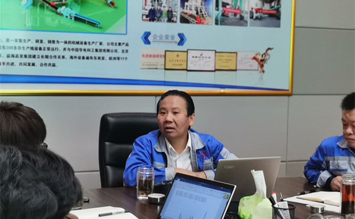 居邦源集團(tuán)董事長(zhǎng)景奉國(guó)先生鼓勵(lì)大家要大膽，要用心做，找到合適的銷售及談判方式